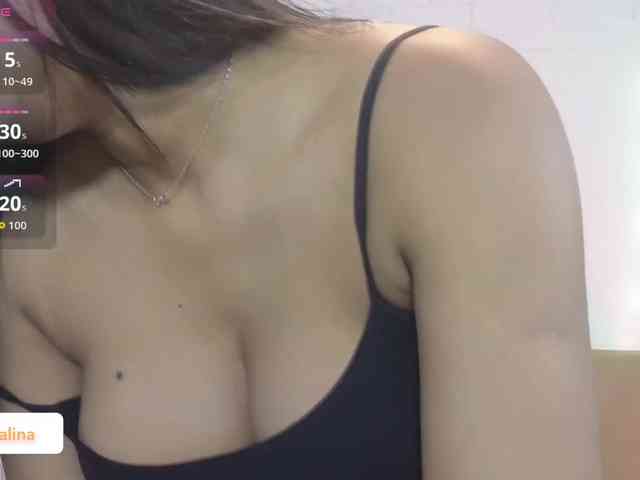 Lexy-tay webcam