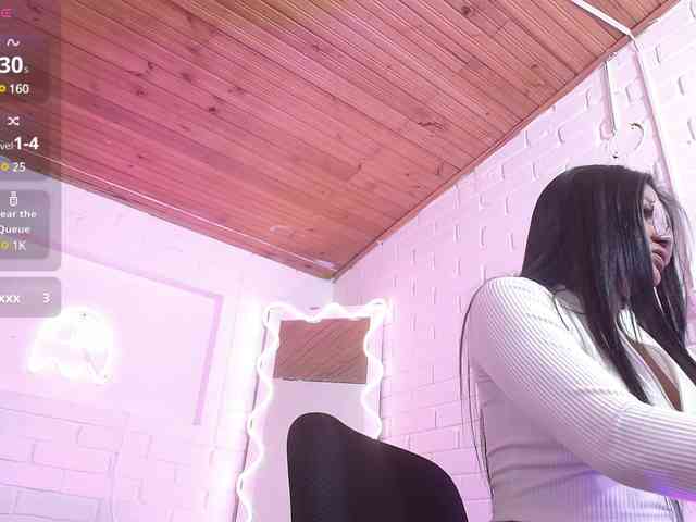 Lexy-tay webcam