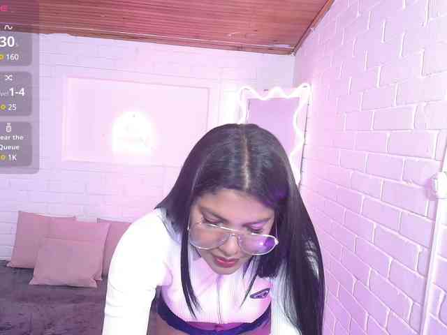 Lexy-tay webcam