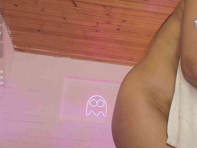 Lexy-tay webcam