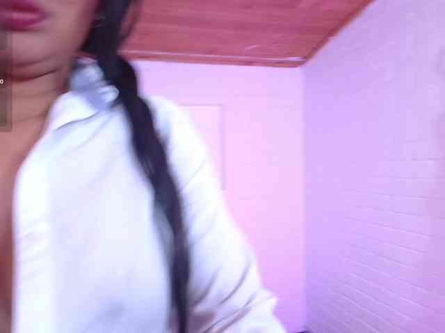 Lexy-tay webcam