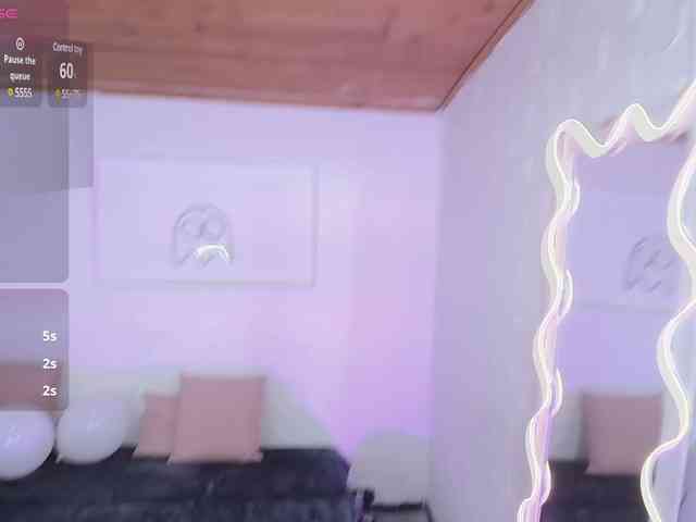 Lexy-tay webcam