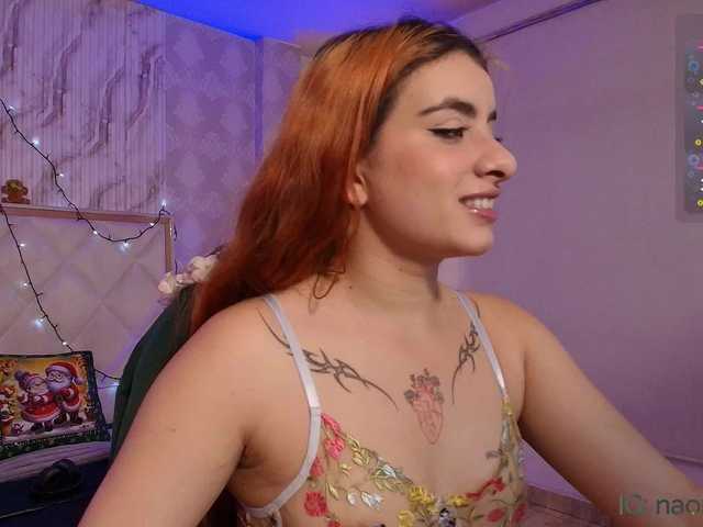 Naomy-tay1's BongaCams show and profile