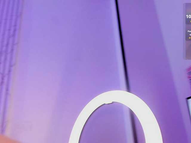 Naomy-tay1's BongaCams show and profile