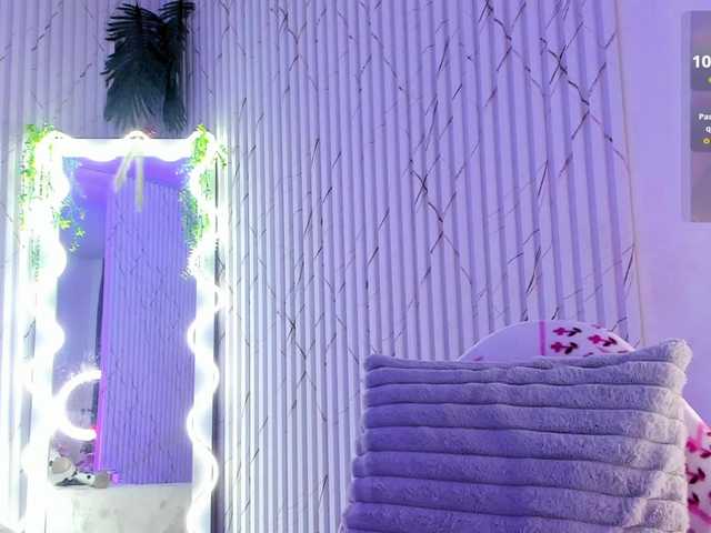 Naomy-tay1's BongaCams show and profile