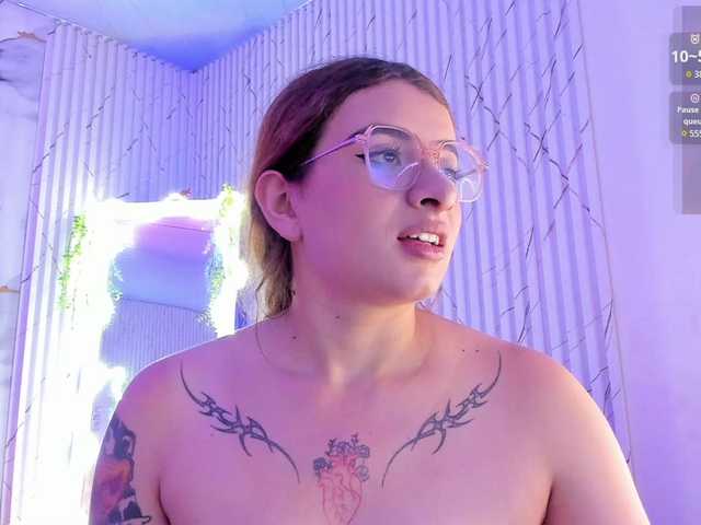 Naomy-tay1's BongaCams show and profile