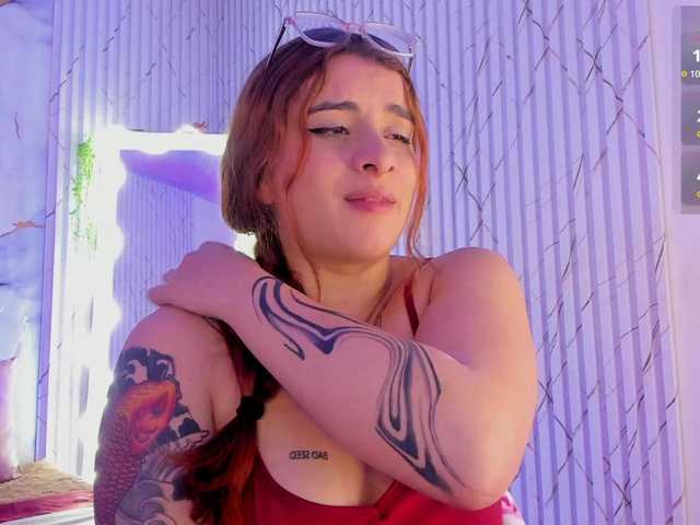 Naomy-tay1's BongaCams show and profile