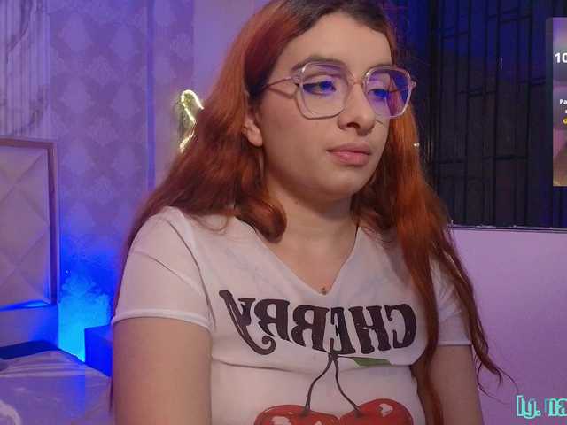 Naomy-tay1's BongaCams show and profile