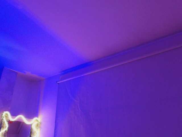 Naomy-tay1's BongaCams show and profile