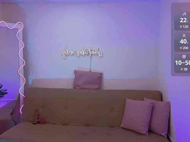 Naomy-tay1 webcam