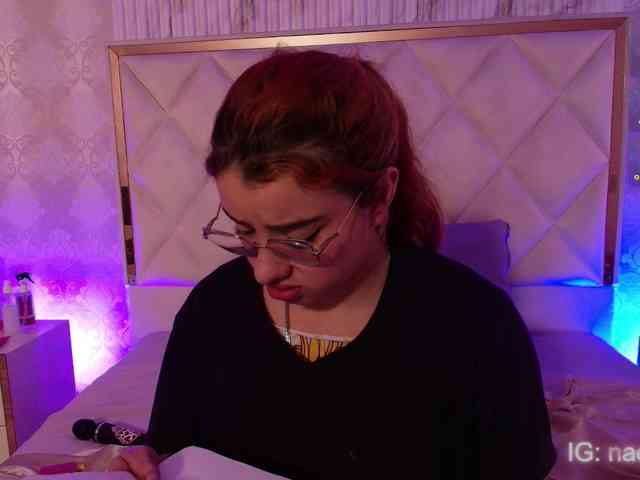 Naomy-tay1 Naomy-tay1