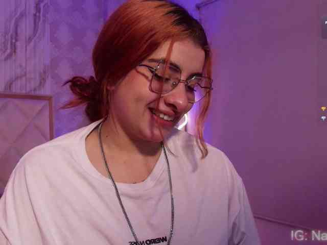 Naomy-tay1 webcam