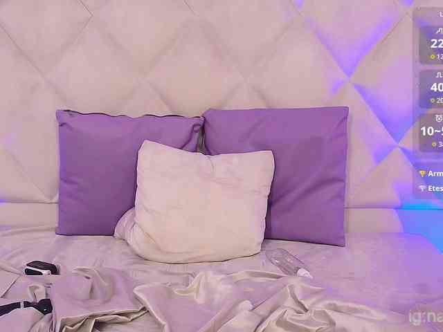 Naomy-tay1 webcam