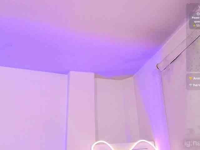 Naomy-tay1 webcam