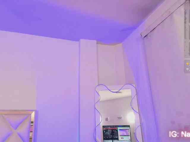 Naomy-tay1 webcam