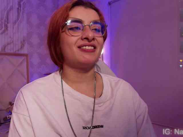 Naomy-tay1 webcam