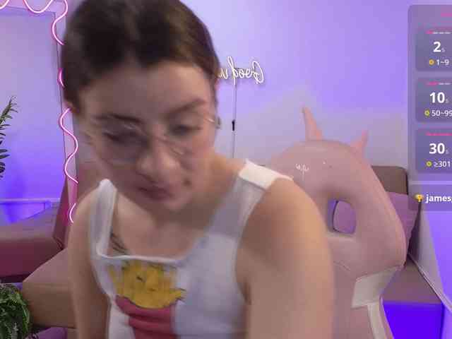 Naomy-tay1 webcam
