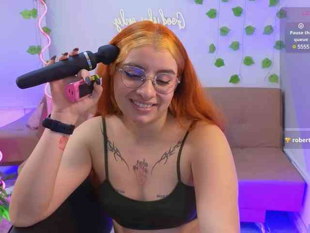 Naomy-tay1 webcam