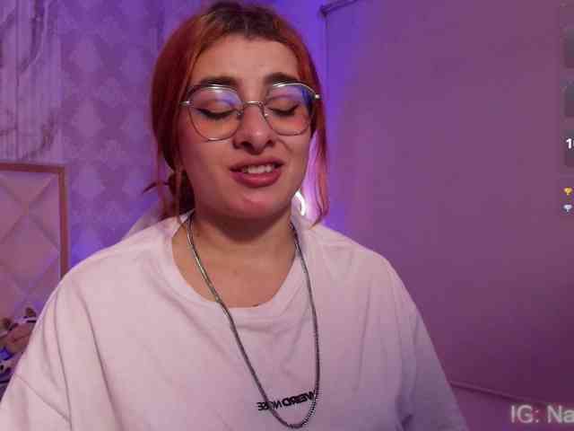 Naomy-tay1 webcam