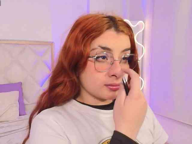Naomy-tay1 webcam