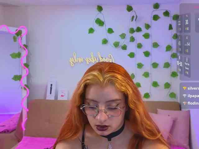 Naomy-tay1 webcam