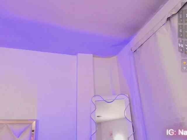 Naomy-tay1 webcam