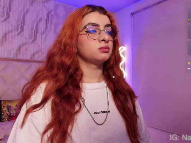 Naomy-tay1 webcam