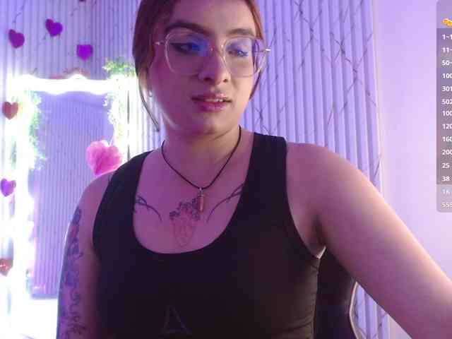 Naomy-tay1 Naomy-tay1