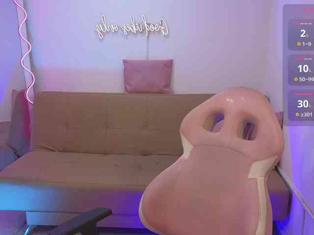 Naomy-tay1 webcam