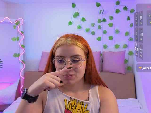 Naomy-tay1 webcam
