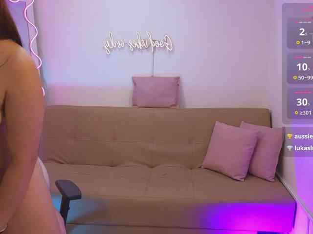 Naomy-tay1 webcam