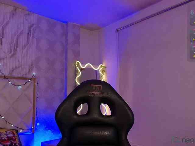 Naomy-tay1 Naomy-tay1