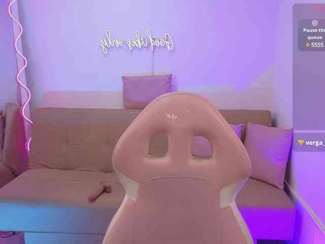 Naomy-tay1 webcam