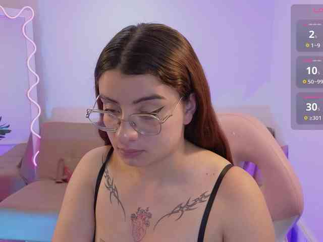 Naomy-tay1 webcam
