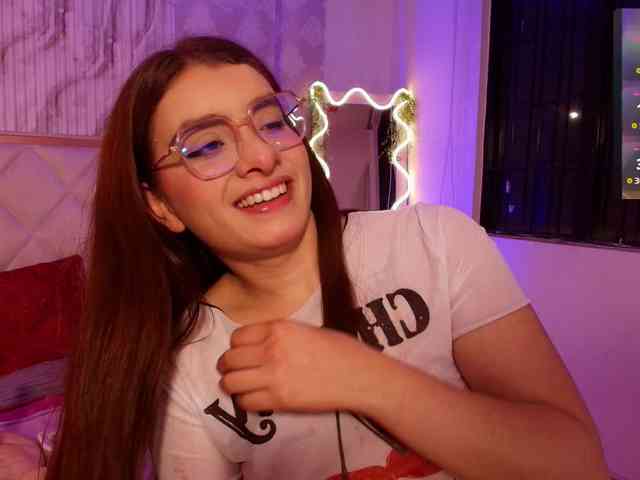 Naomy-tay1 Naomy-tay1