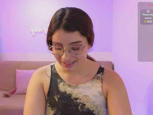 Naomy-tay1 webcam