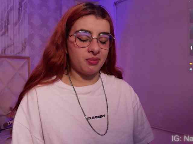 Naomy-tay1 webcam