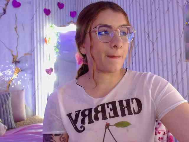 Naomy-tay1 Naomy-tay1