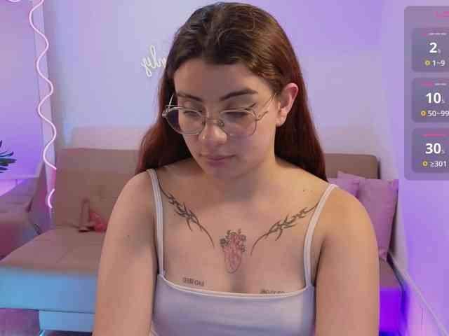 Naomy-tay1 webcam
