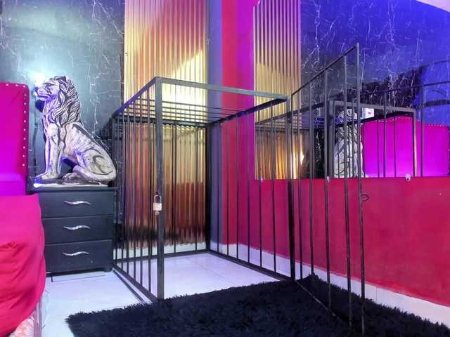 Nicole1Sweet's BongaCams show and profile