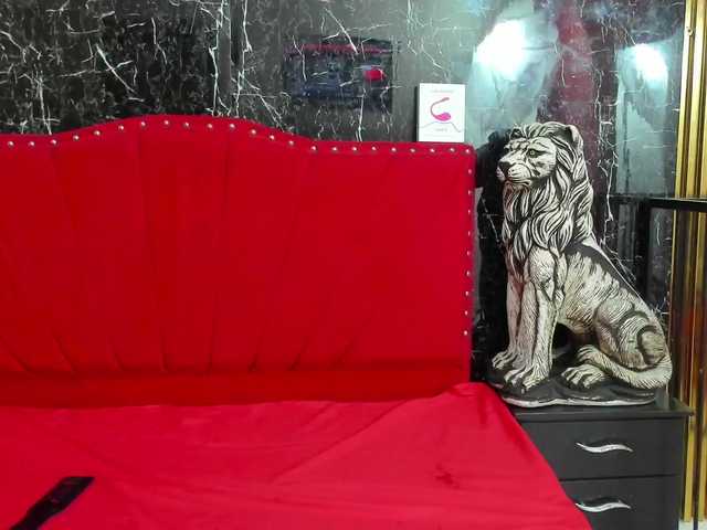 Nicole1Sweet's BongaCams show and profile