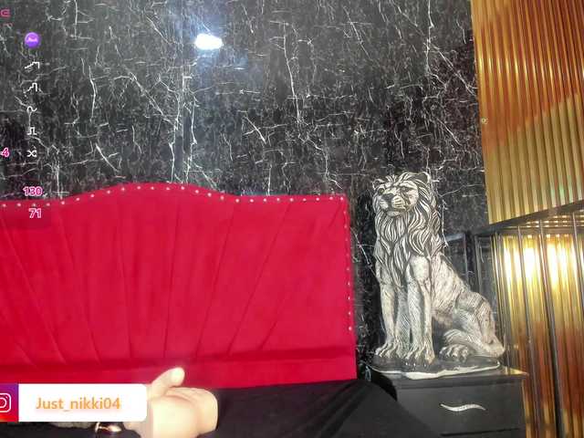 Nicole1Sweet's BongaCams show and profile