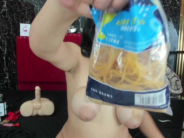 Nicole1Sweet's BongaCams show and profile