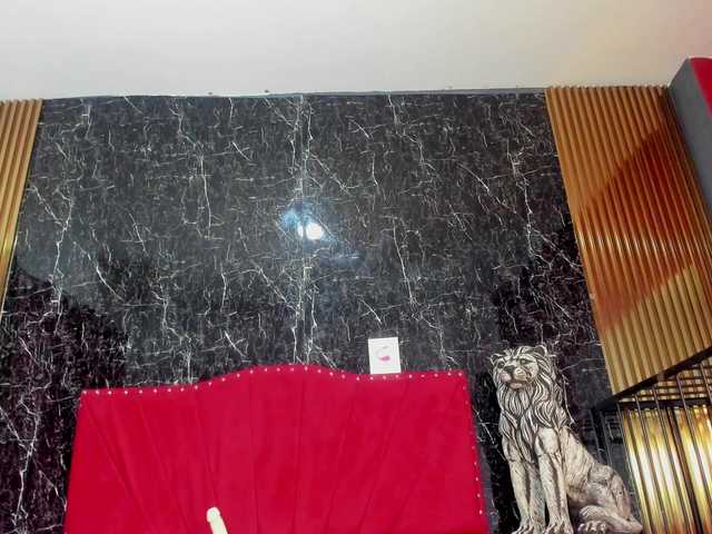 Nicole1Sweet's BongaCams show and profile