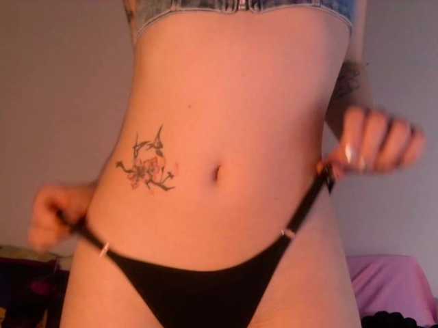 Cutekittyy's BongaCams show and profile