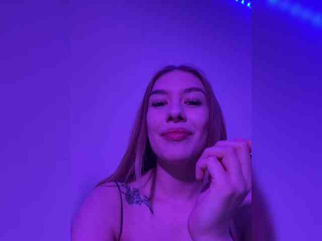 Maryana-11 webcam