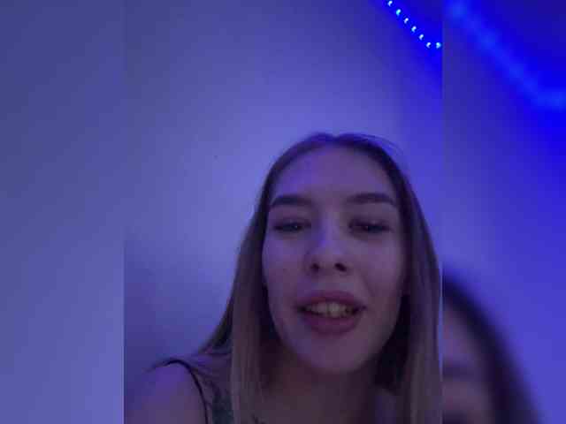 Maryana-11 webcam