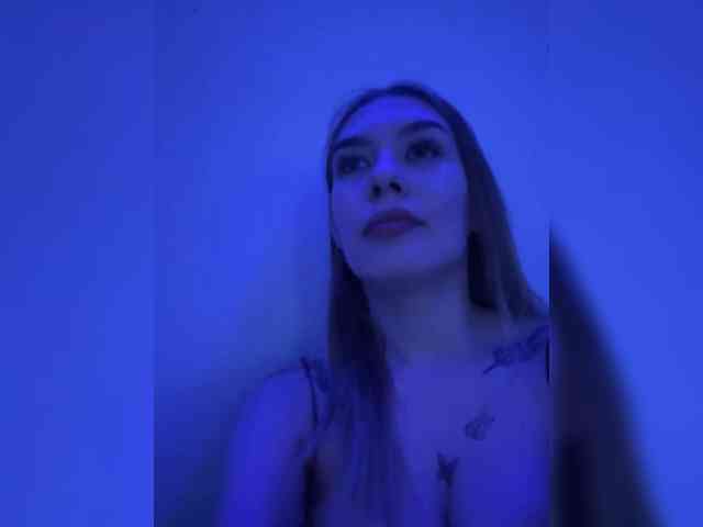 Maryana-11 webcam