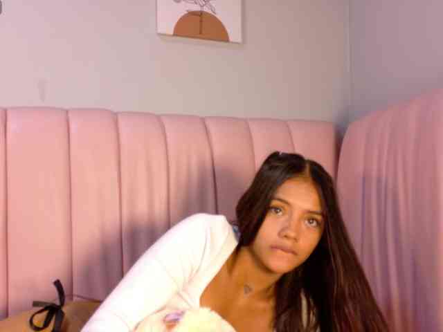 scarleetthot webcam