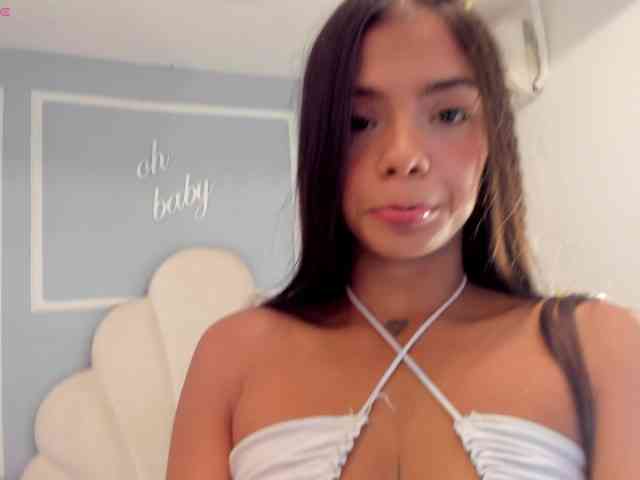 scarleetthot webcam